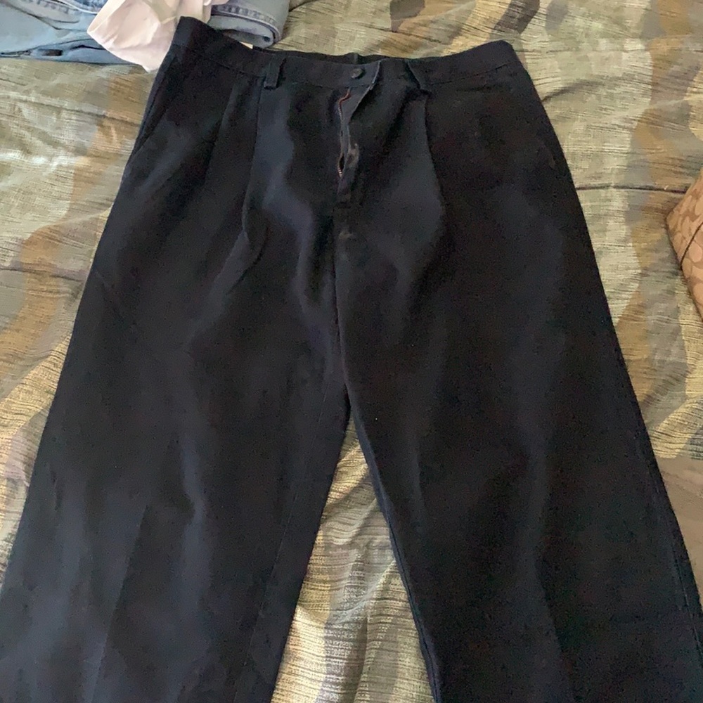 Dickers khakis